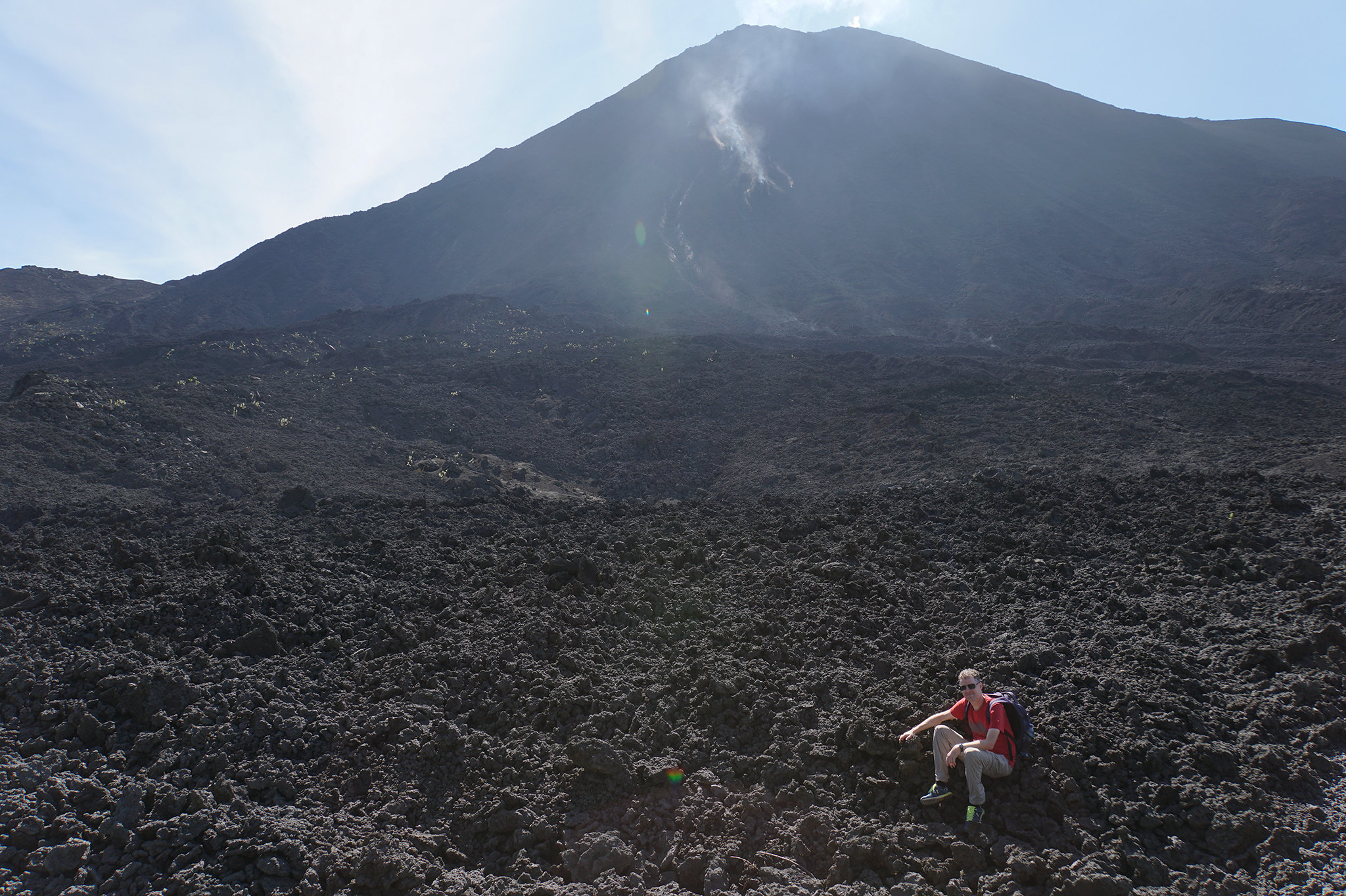 🌋 Collective Pacaya Volcano Hiking Tour - Image 35