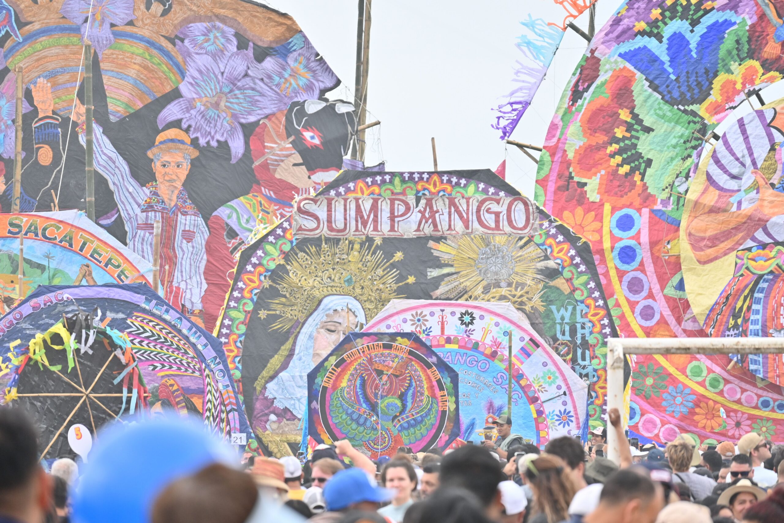 🪁 Giant Kites Festival Tour from Guatemala City – Shared